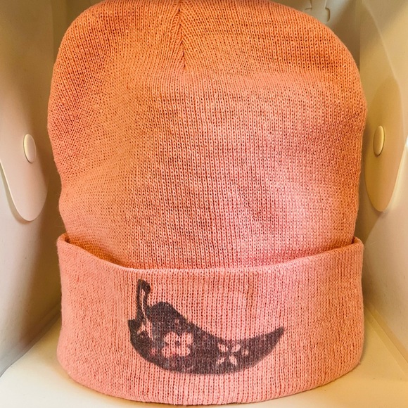 Graphic Designed Beanie (PINK) SEE PICTURES - Picture 2 of 6